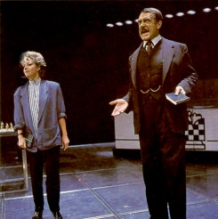 Florence and Molokov set a meeting to resolve the stalemate